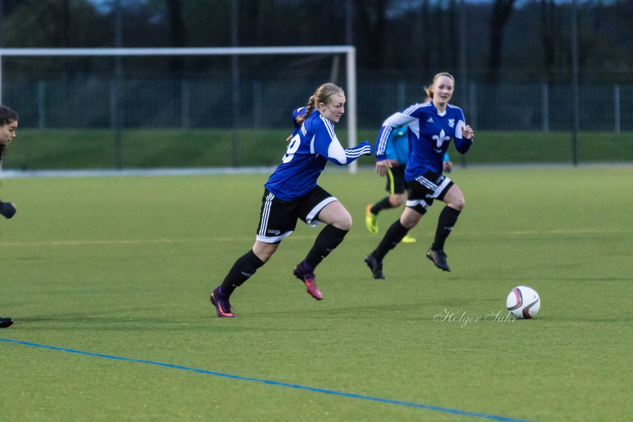 Bild 343 - Frauen Union Tornesch - Victoria : Ergebnis: 4:2